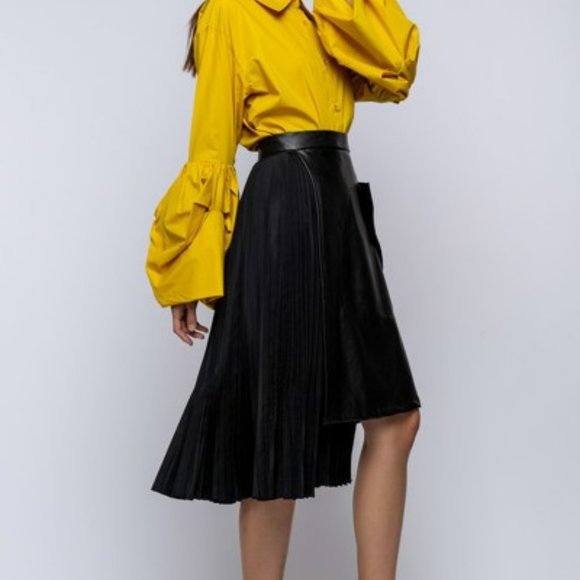 New @The King Kouture Boutique Black Asymmetrical Pleated Vegan Leather Skirt M - Picture 3 of 5